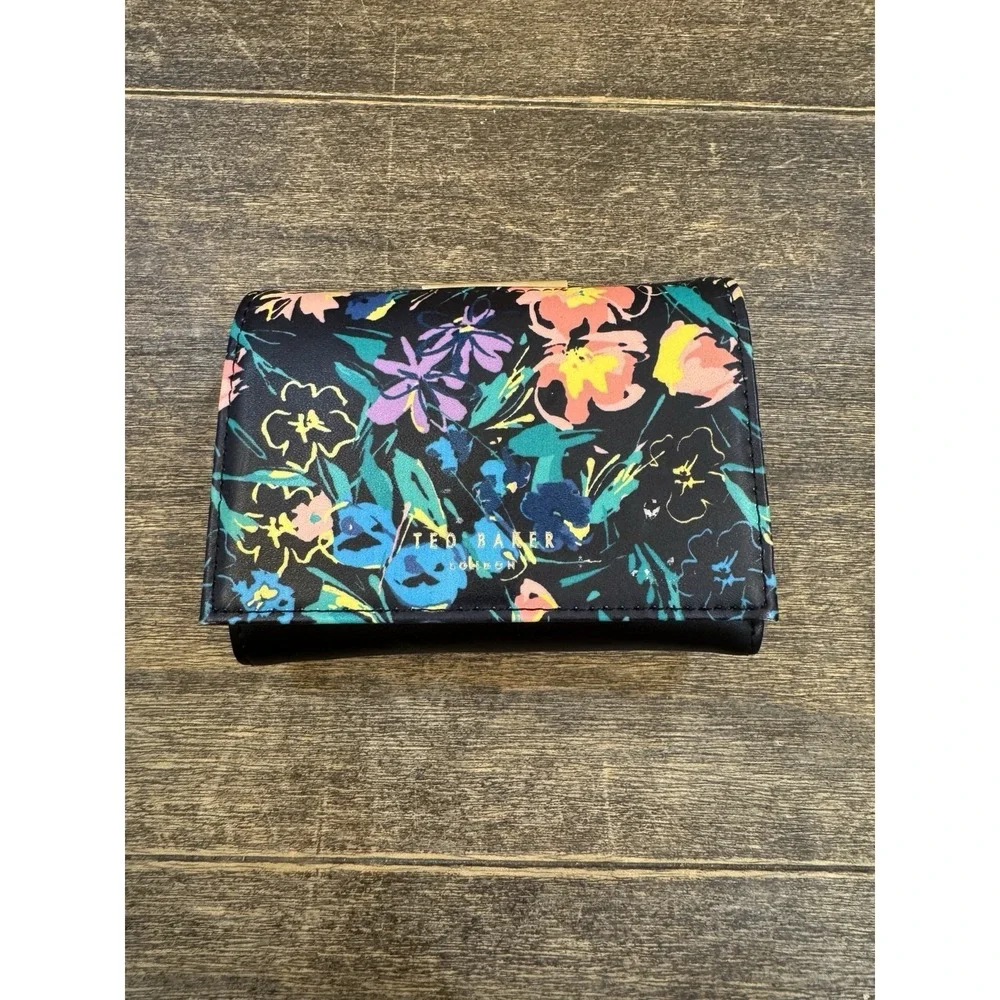 Ted Baker Marjeli Flirty Floral Tri-Fold Fashion Leather Purse Wallet Coin Pouch